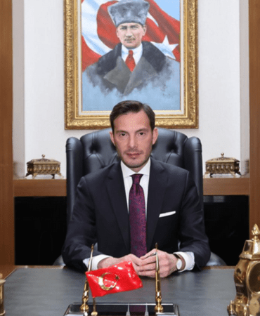 Tokat Belediye Başkanı’nın makamında böcek şoku