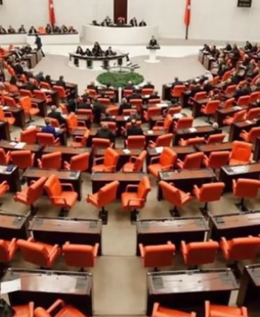TRT’de Canlı Yayın Teklifine TBMM’den Ret