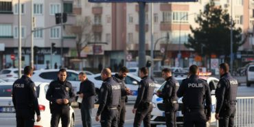 Isparta-Emniyetinden-3-Farkli-Noktada-Kapsamli-Sok-Uygulama-gemini