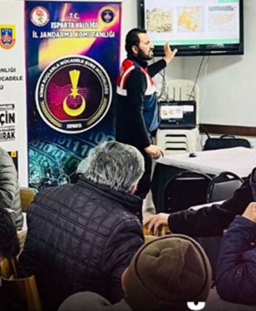 Kayi-Koyu-Sakinlerine-Narkotik-ve-Siber-Farkindalik-Egitimi-featured