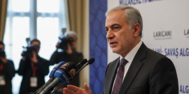 Laricani-Savas-Algisi-Yapay-Muzakere-Hazirligi-Suruyor-gemini
