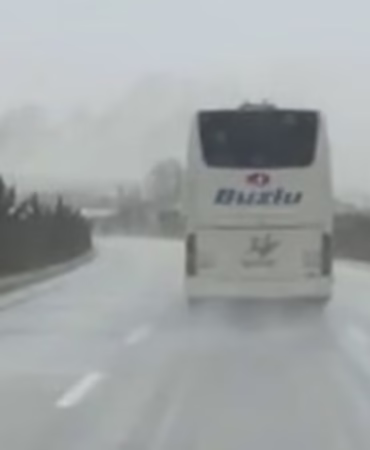 Antalya-Isparta Yolunda Tehlike: Kaza Yapan Firmanın Otobüsü Hızla Görüntülendi