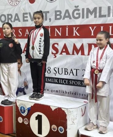 Elif Masal Şensoy Karate Türkiye Şampiyonası’nda Altın Madalya Kazandı
