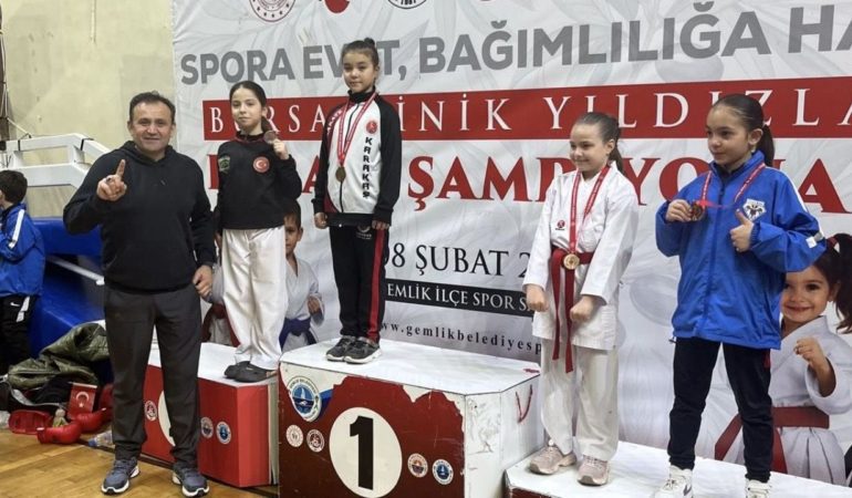 Elif Masal Şensoy Karate Türkiye Şampiyonası’nda Altın Madalya Kazandı