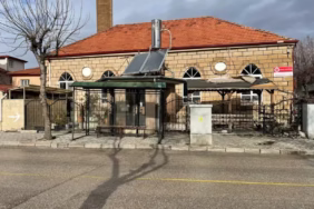 Isparta Davraz Mahallesi'nde Otobüs Durakları Modernize Edildi