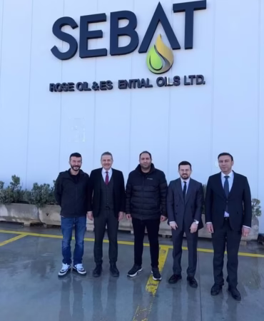 Isparta Gül Yağı Avrupa Yolunda: Sebat Fabrikası’na Kritik Ziyaret