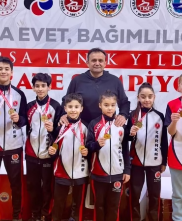 Isparta Karakaş Spor Kulübü Bursa’daki Şampiyonada İkinci Oldu