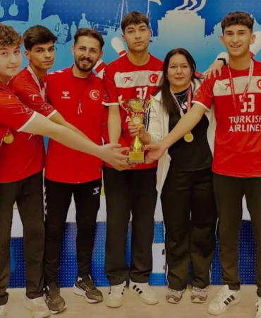 Isparta Mustafa Gürkan Anadolu Lisesi Bowlingde Türkiye Şampiyonu Oldu