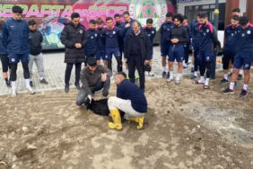 Isparta32spor Kafilesi Uçak Paniği Sonrası Şükür Kurbanı Kesti