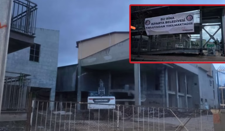 Isparta'da 33 Yıldır Tamamlanamayan Kültür Merkezi Yıkılıyor