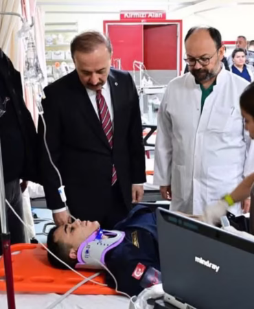 Isparta'da Cezaevi Aracı Devrildi: Vali Erin'den Yaralılara Ziyaret