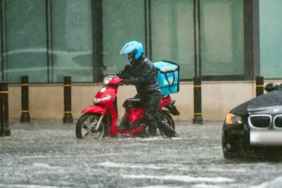 Isparta'da Fırtına Nedeniyle Motokurye ve Motosikletlere Yasak Kararı