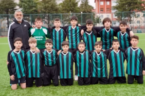 Isparta'da Küçükler Futbol Heyecanı: Şampiyon Ömer Sarı Ortaokulu