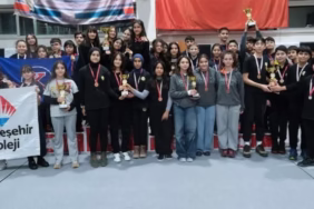 Isparta'da Okullar Arası Satranç Turnuvasında Şampiyonlar Belli Oldu