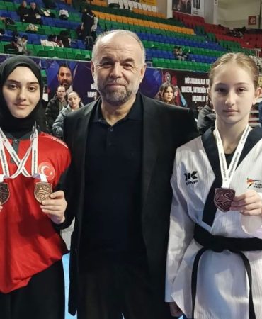 Ispartalı Taekwondoculardan Poomsae Şampiyonasında Tarihi Başarı