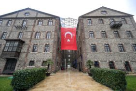 İzmir Büyükşehir’den Vakıflar’a Mülkiyet Tepkisi: Yargı Süreci Başlatıldı