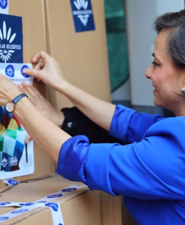 Karabağlar’dan Adıyaman’a Uzanan Yardım Eli: Depremzedeler İçin İş Birliği