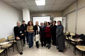 Kocaeli’de Engelsiz Ebeveyn Akademisi: Ailelere Liderlik ve Savunuculuk Eğitimi