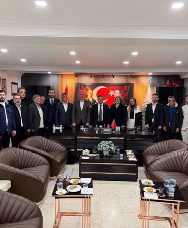 Atabey Belediyesi’nde Geniş Katılımlı Bayramlaşma Töreni
