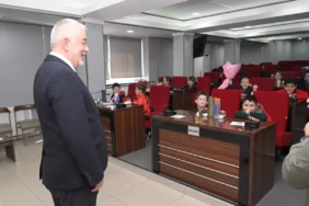 Başkan Başdeğirmen Minik Öğrencilere Yerel Yönetimleri Anlattı