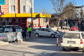 Isparta Bağlar Mahallesi'nde Trafik Kazası: İki Araç Çarpıştı