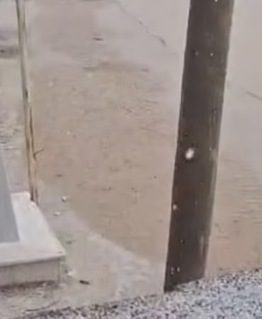 Isparta Gelendost'ta Sağanak Yağış Aniden Kara Dönüştü