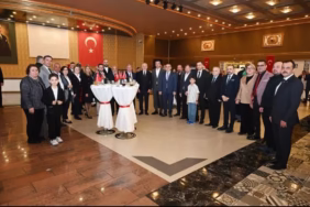 Isparta Protokolü ve Vatandaşlar Bayramlaşma Töreninde Buluştu