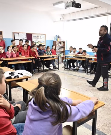Isparta’da 37 Bin Öğrenciye İtfaiyeden Uygulamalı Yangın Eğitimi