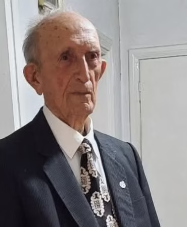 Isparta’da Emekli Öğretmen Mehmet Zengin 98 Yaşında Hayatını Kaybetti