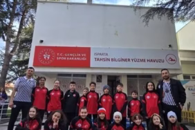 Isparta'da Genç Triatletler Milli Takım İçin Yarıştı