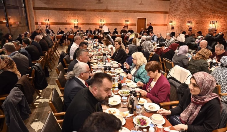 Isparta’da Muhtarlar İftarda Buluştu: Başdeğirmen’den Birlik Mesajı
