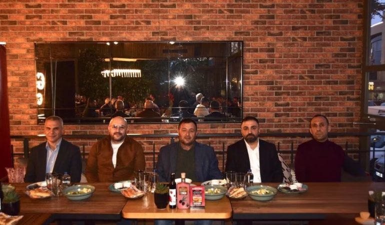 Isparta’da Müteahhitler Milletvekili Zabun ile İftarda Buluştu