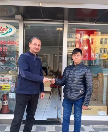 Isparta'da Yola Düşen Parasını Haberlerde Görerek Geri Aldı
