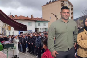 Isparta'daki Feci Kazada Ölen Nişanlı Çift Yan Yana Toprağa Verildi