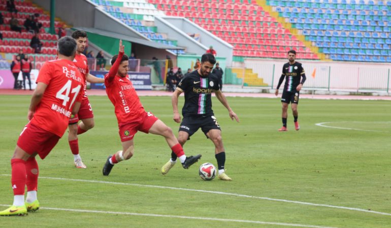 TFF 2. Lig: Isparta 32 Spor Deplasmanda Aliağa FK’yı 5-1 Devirdi