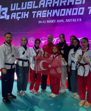Türkiye Açık Taekwondo Şampiyonası'nda Millilerden Tarihi Başarı