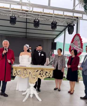 23 Nisan’da Mutluluğa “Evet”: Nikahı Başkan Başdeğirmen Kıydı