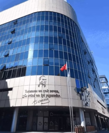 Balıkesir ve Isparta Belediyelerinin Faaliyet Raporlarında Çarpıcı Fark