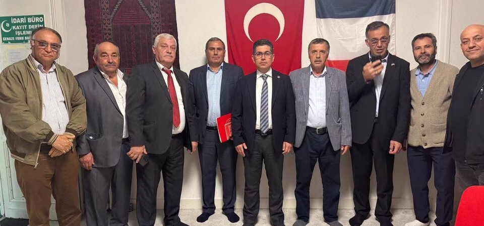 CHP'li Yalım Halıcı Fransa'da: Bordeaux'da Gurbetçilerle Buluştu