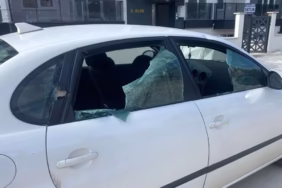 Isparta Senirkent'te Park Halindeki Otomobile Saldırı