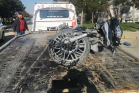 Isparta Yalvaç'ta Otomobil ile Motosiklet Çarpıştı: 1 Yaralı