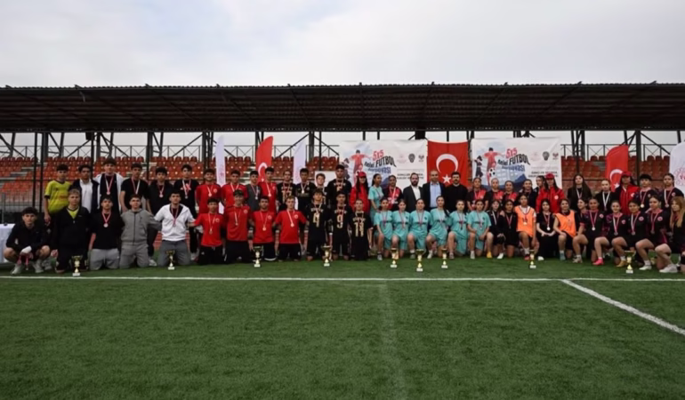 Polis Haftası 5x5 Futbol Turnuvası Şampiyonları Belli Oldu
