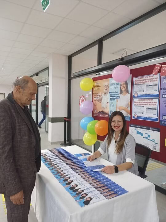SDÜ Araştırma Hastanesi'nde Aşı Haftası Farkındalık Standı