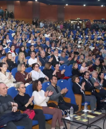 TRT sanatçısı Uğur Önür Gönülleri fethetti