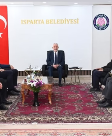 Tural'dan Isparta Belediye Başkanı Başdeğirmen'e Seçimli Genel Kurul Daveti