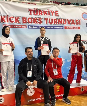 Yalvaç Çınar Spor'dan Türkiye Kick Boks Şampiyonasında Çifte Madalya