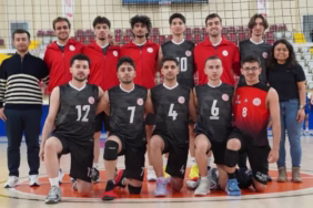 YURTLİG Akdeniz Voleybol Şampiyonası'nın Kazananı Antalya KYK
