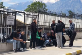 Antalya'daki Ölüm Yolunda Feci Kaza: Genç Motokurye Hayatını Kaybetti