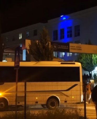 Burdur Gölhisar KYK Yurdunda Kimyasal Alarm: Öğrenciler Gece Tahliye Edildi