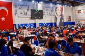 Feyza Keskin Satranç Finalleri Isparta'da Duygusal Anlarla Başladı